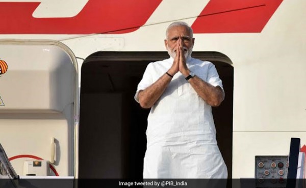 डोनाल्ड ट्रंप के साथ व्हाइट हाउस में डिनर करने वाले पहले नेता पं मोदी डोनाल्ड ट्रंप के साथ व्हाइट हाउस में डिनर करने वाले पहले नेता पं मोदी
