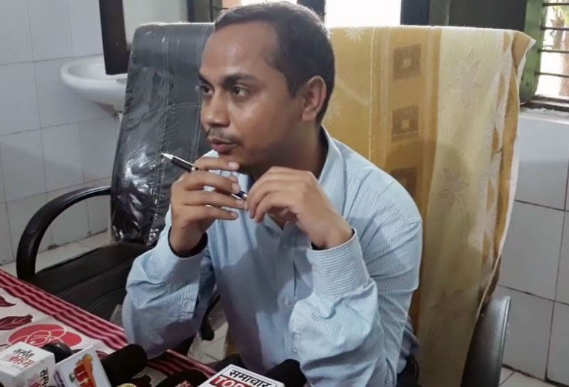 प्रदेश का डरावना अस्पताल देखना है तो डॉक्टर सुजीत पांडे के प्राथमिक स्वास्थ केंद्र आइए प्रदेश का डरावना अस्पताल देखना है तो डॉक्टर सुजीत पांडे के प्राथमिक स्वास्थ केंद्र आइए