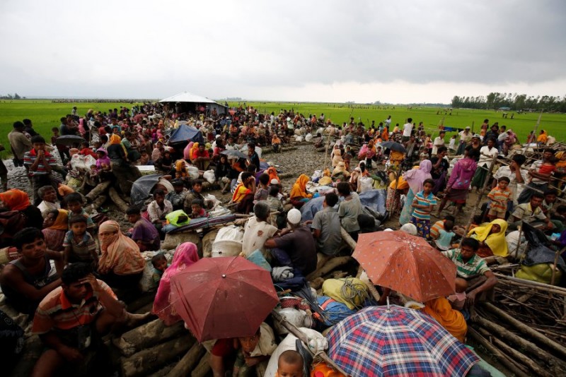 Myanmar Army- रोहिग्या आतंकियों ने 28 हिंदुओं को मारकर कब्र में दफनाया Myanmar Army- रोहिग्या आतंकियों ने 28 हिंदुओं को मारकर कब्र में दफनाया