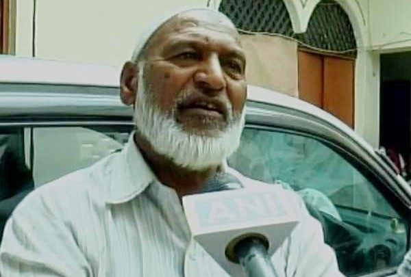 आतंकी सैफुल्ला के पिता ने कहा- नहीं लेंगे देशद्रोही की लाश आतंकी सैफुल्ला के पिता ने कहा- नहीं लेंगे देशद्रोही की लाश