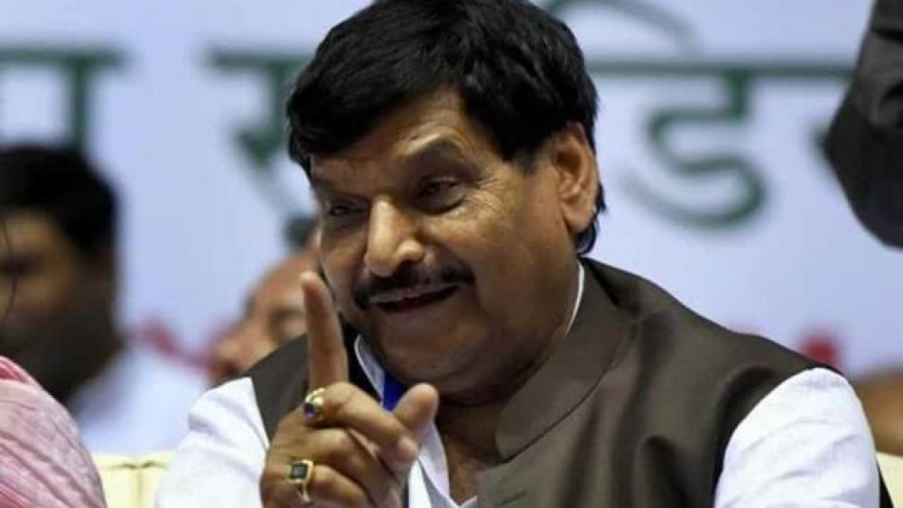 शिवपाल ने एकबार फिर अखिलेश व मायावती पर साधा निशाना शिवपाल ने एकबार फिर अखिलेश व मायावती पर साधा निशाना