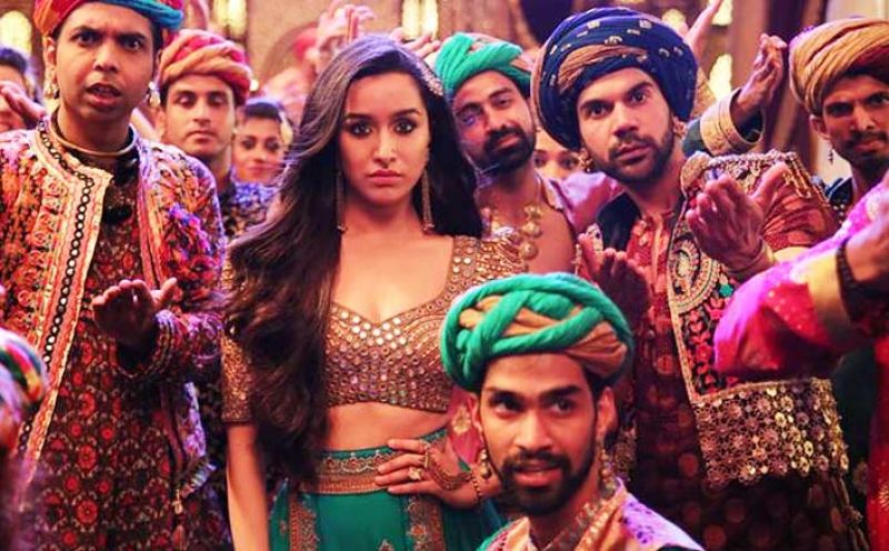 #Movie Review राजकुमार राव की कॉमेडी और स्त्री का खौफ आपको पकड़ कर रखेगा #Movie Review राजकुमार राव की कॉमेडी और स्त्री का खौफ आपको पकड़ कर रखेगा