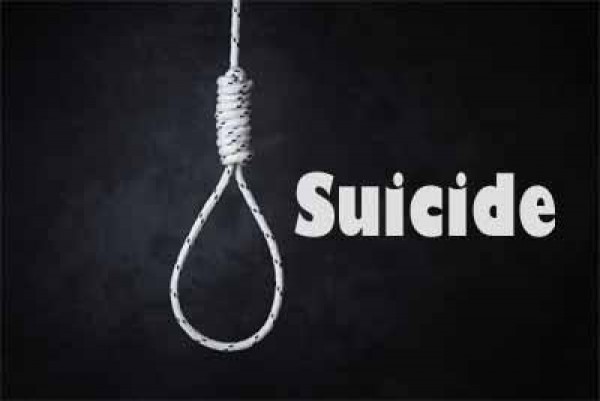 नोट बैन: घर में थी बेटी की चिंतित किसान ने की आत्महत्या नोट बैन: घर में थी बेटी की चिंतित किसान ने की आत्महत्या
