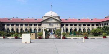 Allahabad HC Hijab Case: स्कूल यूनिफॉर्म के साथ हेडस्कार्फ की मांग पर हाईकोर्ट का बड़ा फैसला