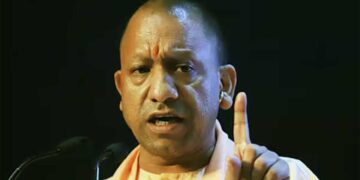JPNIC पर CM योगी का अखिलेश यादव पर बड़ा हमला! बोले- ‘ये कितने बड़े डकैत…’, लगाए गंभीर आरोप