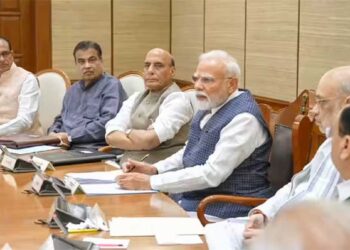 Modi Cabinet का बड़ा फैसला, 13 हजार करोड़ से ज्यादा के Railway-Highway Projects को मंजूरी