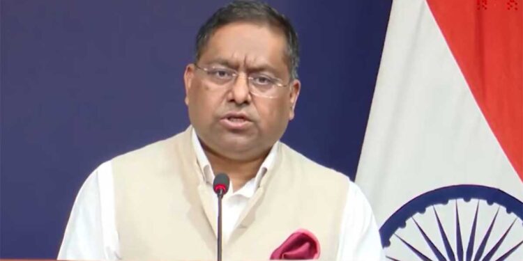 अंधेरे में डूबा Bangladesh! 8-10 घंटे Power Cut से हाहाकार, अब भारत से मांगी Diesel की मदद