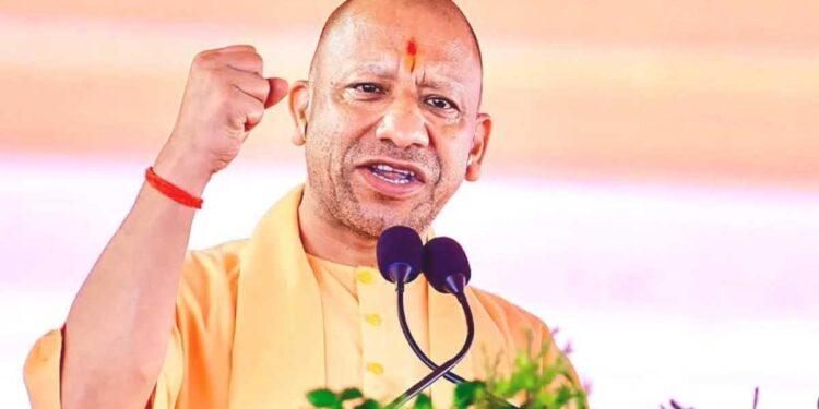 CM Yogi का संभल-अयोध्या पर बड़ा बयान, बोले- ‘बंटे थे, इसलिए कटे थे’; 1526 का किया जिक्र