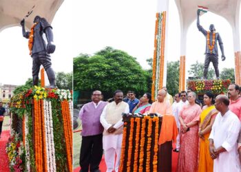 CM Yogi ने शहीद Gulab Singh Lodhi को किया नमन, बोले- 32 की उम्र में दी कुर्बानी, पीढ़ियों को देती रहेगी प्रेरणा
