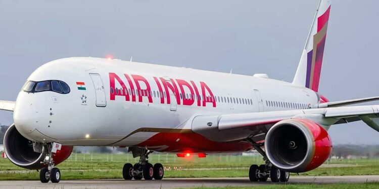 Air India Pilot Drug Test: गांजा पीकर फ्लाइट उड़ाने का दावा? पायलट का ड्रग टेस्ट निकला पॉजिटिव, Air India ने नौकरी से निकाला