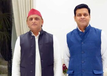 UP Rajya Sabha Election: सपा के उम्मीदवार धनराज नथवानी ने दाखिल किया नामांकन, अखिलेश यादव का जताया आभार