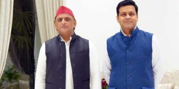 UP Rajya Sabha Election: सपा के उम्मीदवार धनराज नथवानी ने दाखिल किया नामांकन, अखिलेश यादव का जताया आभार