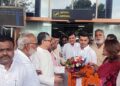 कांग्रेस में लौटे Amarmani Tripathi तो बदल जाएगा पूर्वांचल का सियासी गणित? एयरपोर्ट पर दिखा बड़ा संकेत