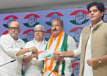 कांग्रेस में शामिल होते ही Asim Waqar का बड़ा बयान! बोले- राहुल गांधी को प्रधानमंत्री बनाना चाहता हूं, मेरा कोई निजी पद का मकसद नहीं