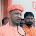 Mathura Janmashtami 2026: मथुरा में CM योगी का बड़ा ऐलान, ‘काशी-अयोध्या जैसा भव्य परिसर’ बनाने की बात