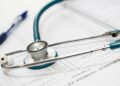 UP Government Doctors के लिए बड़ी खुशखबरी! अब Retirement के बाद भी 70 साल तक कर सकेंगे काम