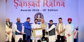 Sansad Ratna मिलते ही Jagdambika Pal ने साधा विपक्ष पर निशाना, राहुल गांधी-अखिलेश यादव को लेकर कह दी बड़ी बात