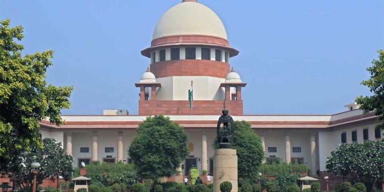 CBSE Three Language Policy पर Supreme Court का बड़ा फैसला, Class 6 के बच्चों को मिली राहत; 2027 से लागू होगी नई व्यवस्था