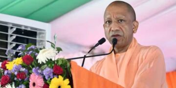 गोरखपुर में 40 करोड़ की 119 परियोजनाएं, CM Yogi Adityanath ने कानून-व्यवस्था और Jobs पर कही बड़ी बात