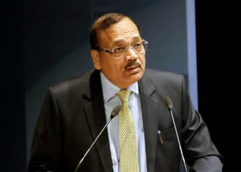 CEC ज्ञानेश कुमार की शक्तियों पर सुनवाई के बीच Supreme Court का बड़ा सवाल, ‘Form 6 में बदलाव किसने किया?’