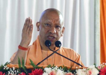 CM Yogi Adityanath Statement: ‘नारीशक्ति स्वस्थ और शिक्षित होगी, तभी उज्ज्वल होगा राष्ट्र का भविष्य’, जानें बेटियों के लिए क्या-क्या बदला
