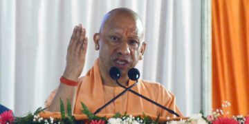 CM Yogi Adityanath Statement: ‘नारीशक्ति स्वस्थ और शिक्षित होगी, तभी उज्ज्वल होगा राष्ट्र का भविष्य’, जानें बेटियों के लिए क्या-क्या बदला