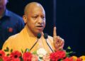 UP के 4.60 लाख छात्रों के खाते में पहुंची ₹148 करोड़ की Scholarship, CM योगी ने मंच पर 11 विद्यार्थियों को दिए प्रमाणपत्र