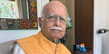लालकृष्ण आडवाणी की तबीयत बिगड़ी, 98 साल की उम्र में ICU में भर्ती; PM मोदी ने कुछ दिन पहले लिया था आशीर्वाद