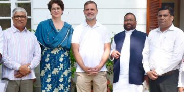 राहुल-प्रियंका से मिले Swami Prasad Maurya, क्या यूपी चुनाव से पहले बदलने वाला है सियासी समीकरण?